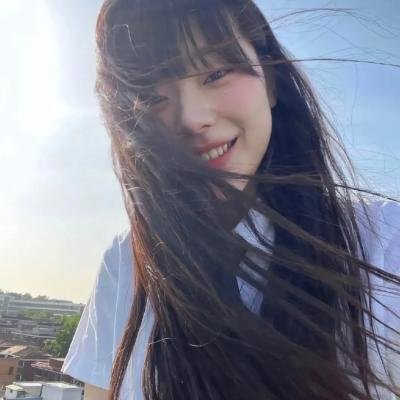 后窗的女人